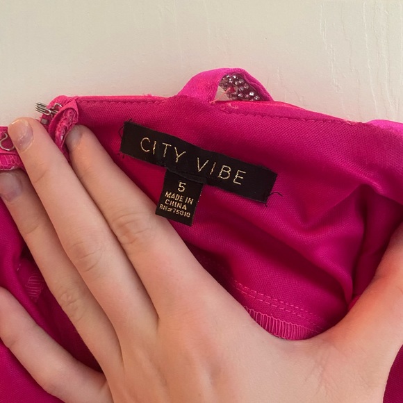 pink prom dress with slit - Picture 4 of 5